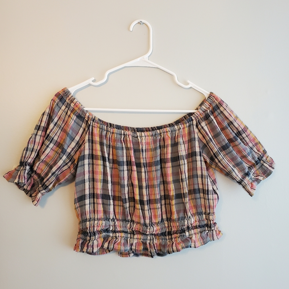 American Eagle crop top off the shoulder size M